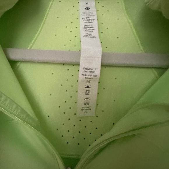 Lululemon Mist Over Windbreaker - Picture 6 of 10